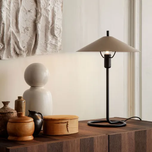 Table lamp