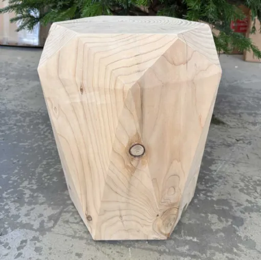 Diamond stool